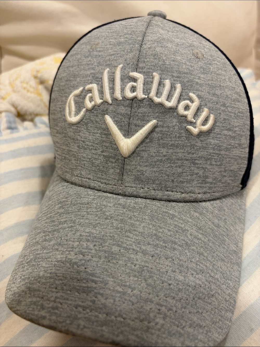 Callaway Light Gray Heather Baseball Cap with White Logo